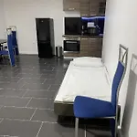 Homefort Apartment *